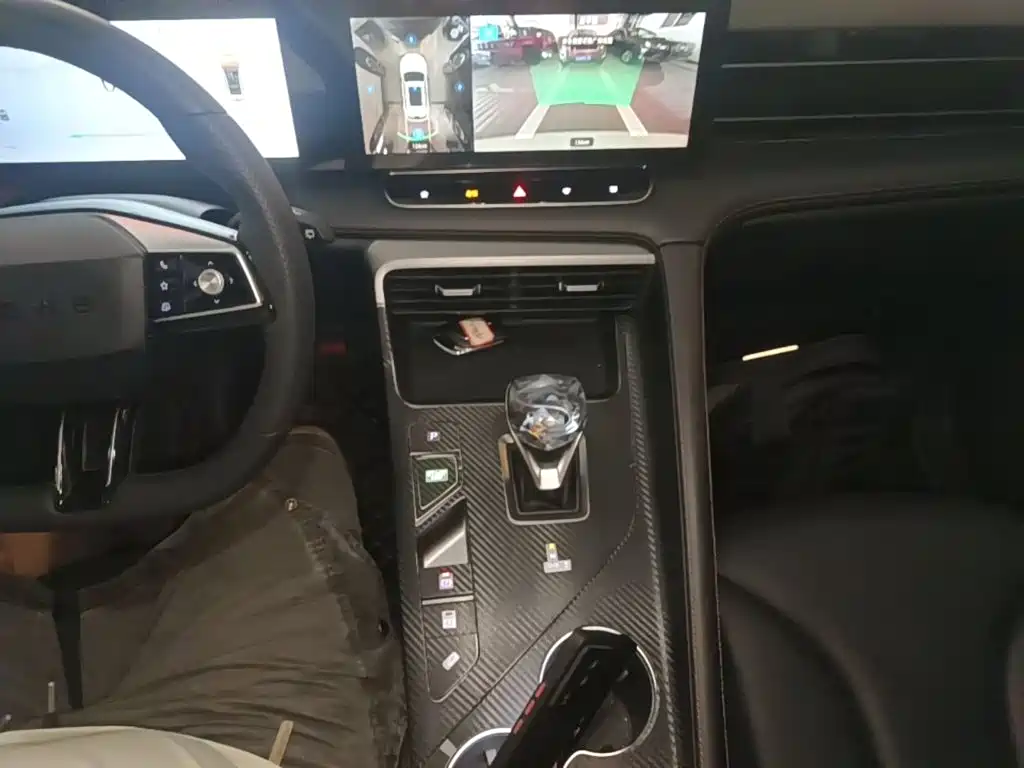 Roewe RX5 — миниатюра 14
