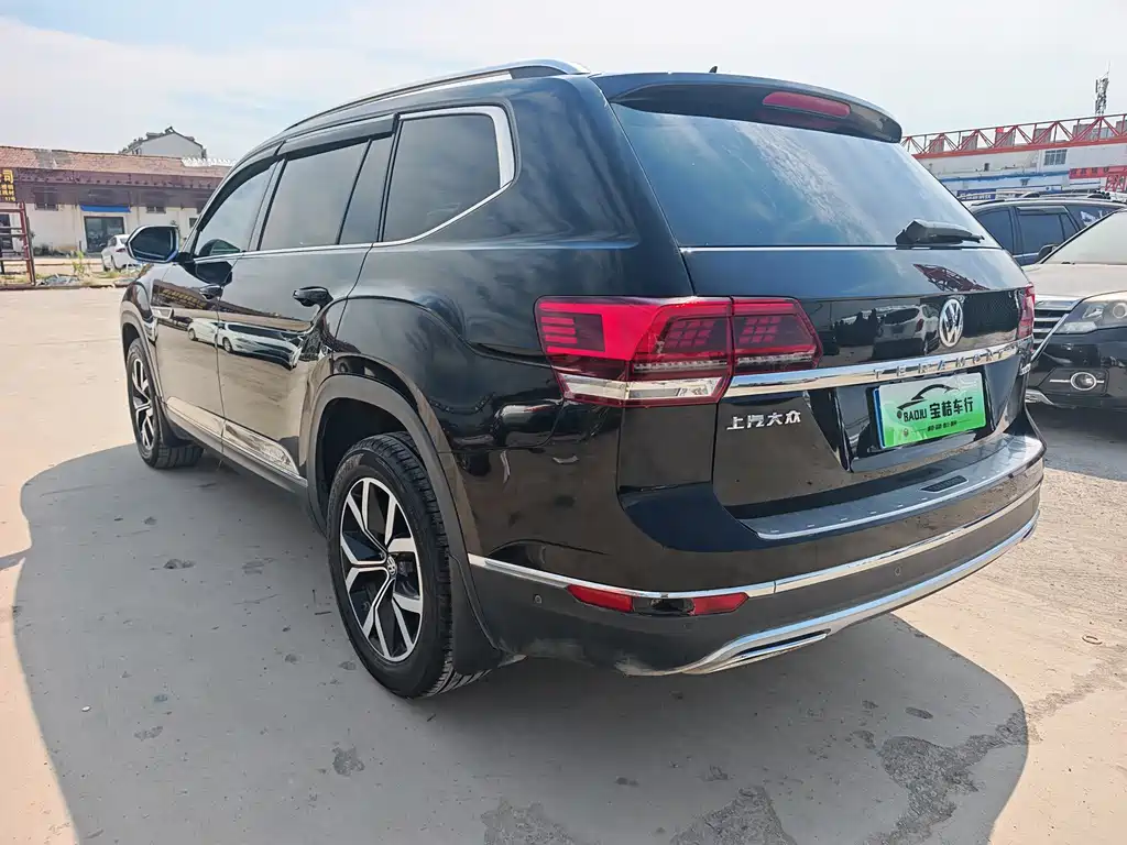 Volkswagen Teramont — миниатюра 5