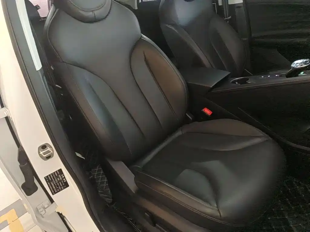 Roewe RX5 — миниатюра 25