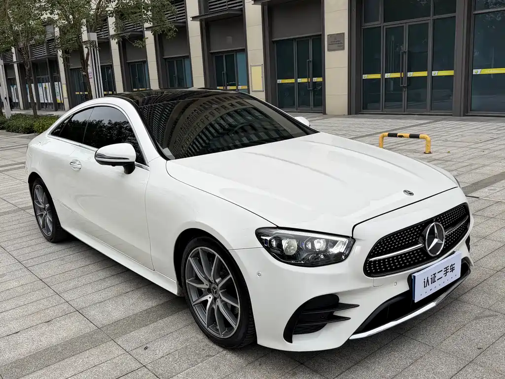 MERCEDES-BENZ E CLASS