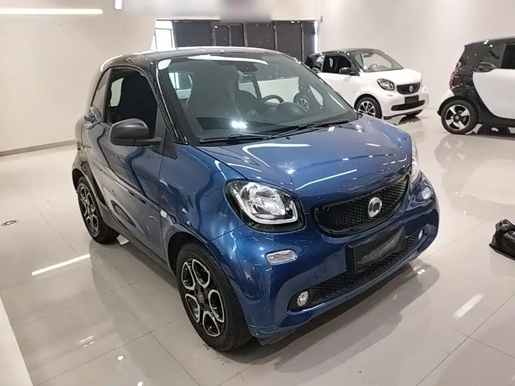 smart Smart Fortwo — миниатюра 4
