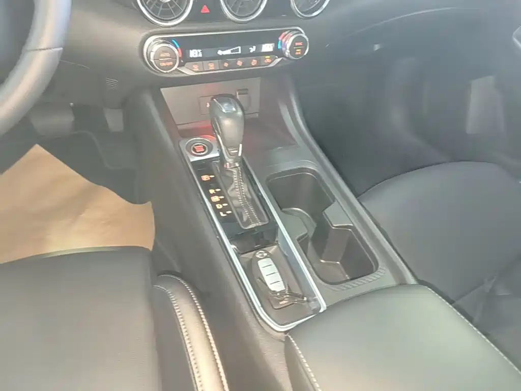 Nissan Sylphy — миниатюра 14