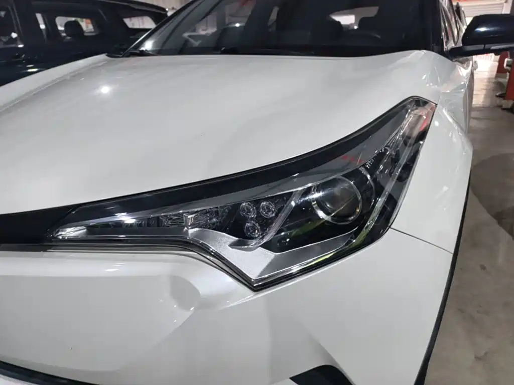 Toyota C-HR — миниатюра 24