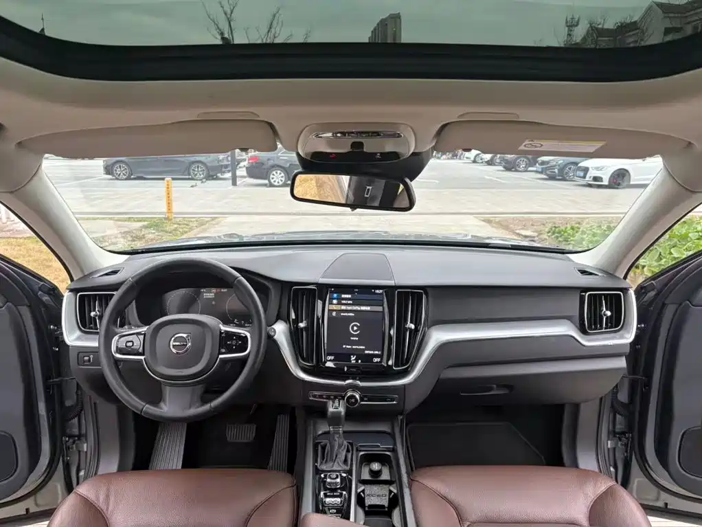 Volvo XC60 — миниатюра 4