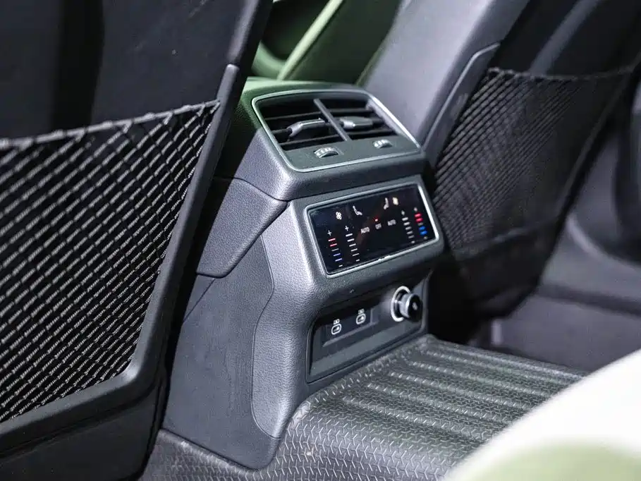 Audi A6L — миниатюра 16