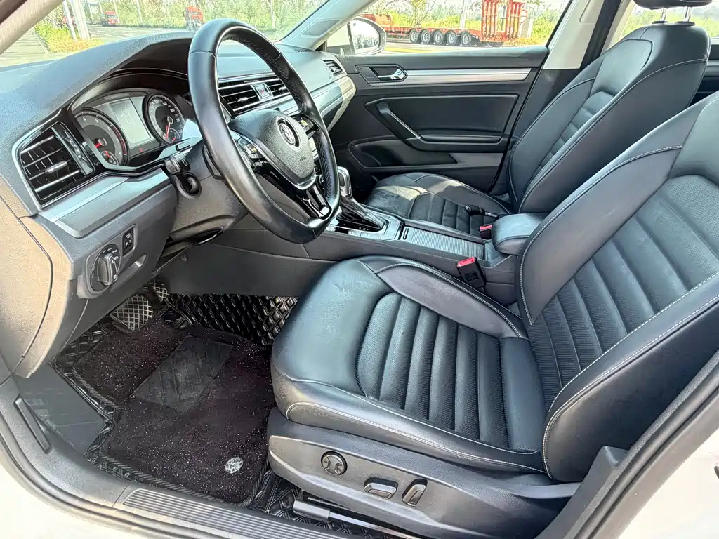 Volkswagen Lamando — миниатюра 4