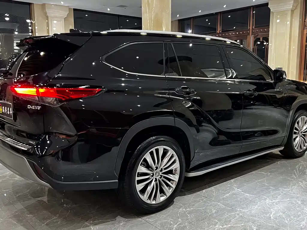 Toyota Highlander — миниатюра 4