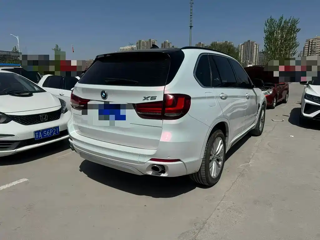 BMW X5 (Import) — миниатюра 9