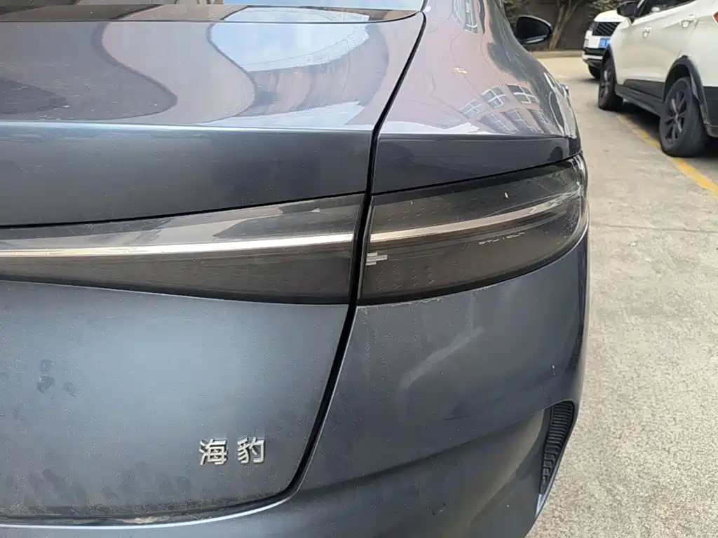BYD Seal — миниатюра 8