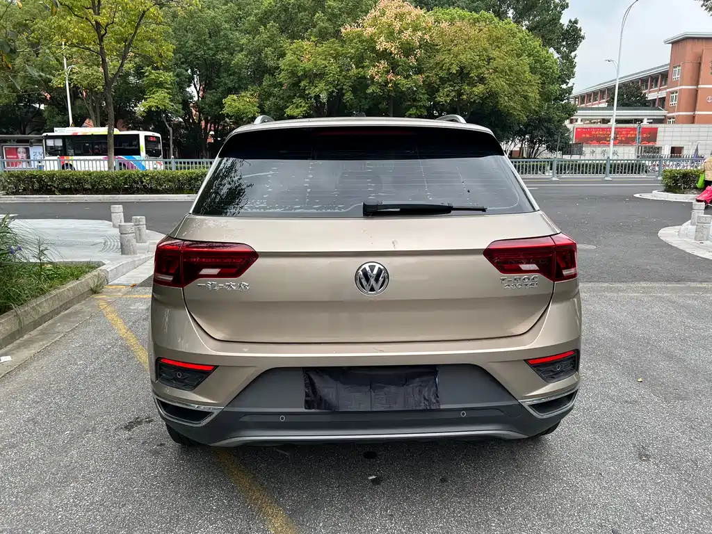 Volkswagen T-Roc — миниатюра 6