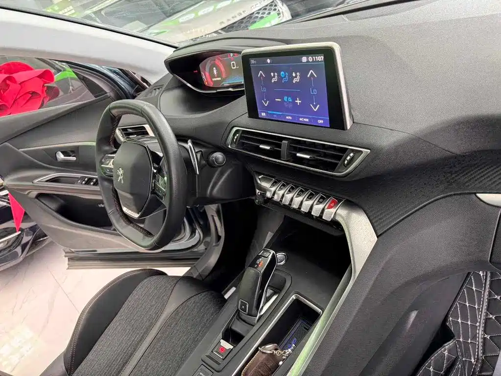 Peugeot 5008 — миниатюра 15