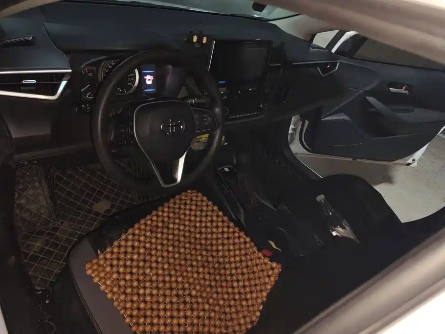 Toyota Corolla — миниатюра 12