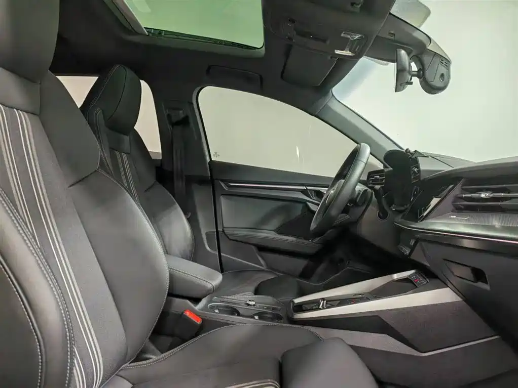 Audi A3 2023 Sportback 35 TFSI Fashion Sport