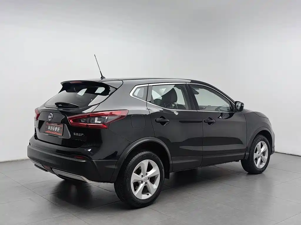 Nissan Qashqai — миниатюра 2
