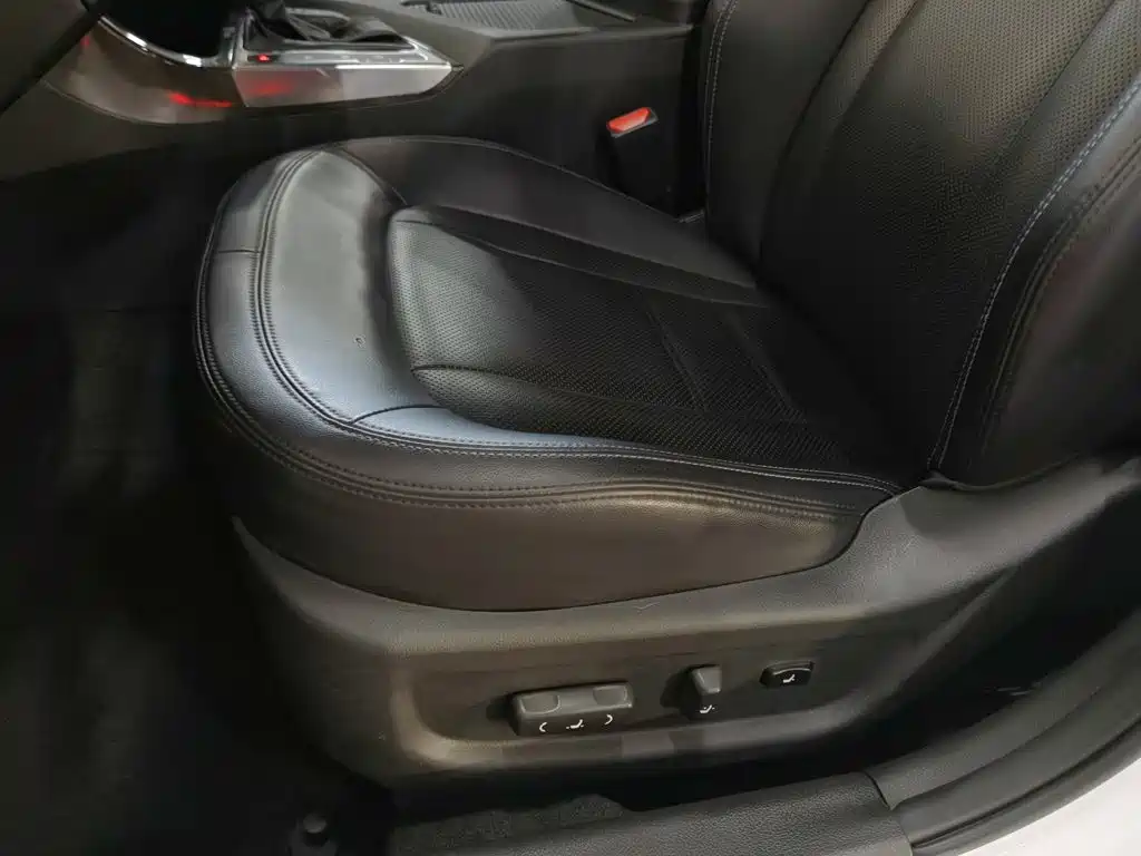 Kia K5 — миниатюра 20