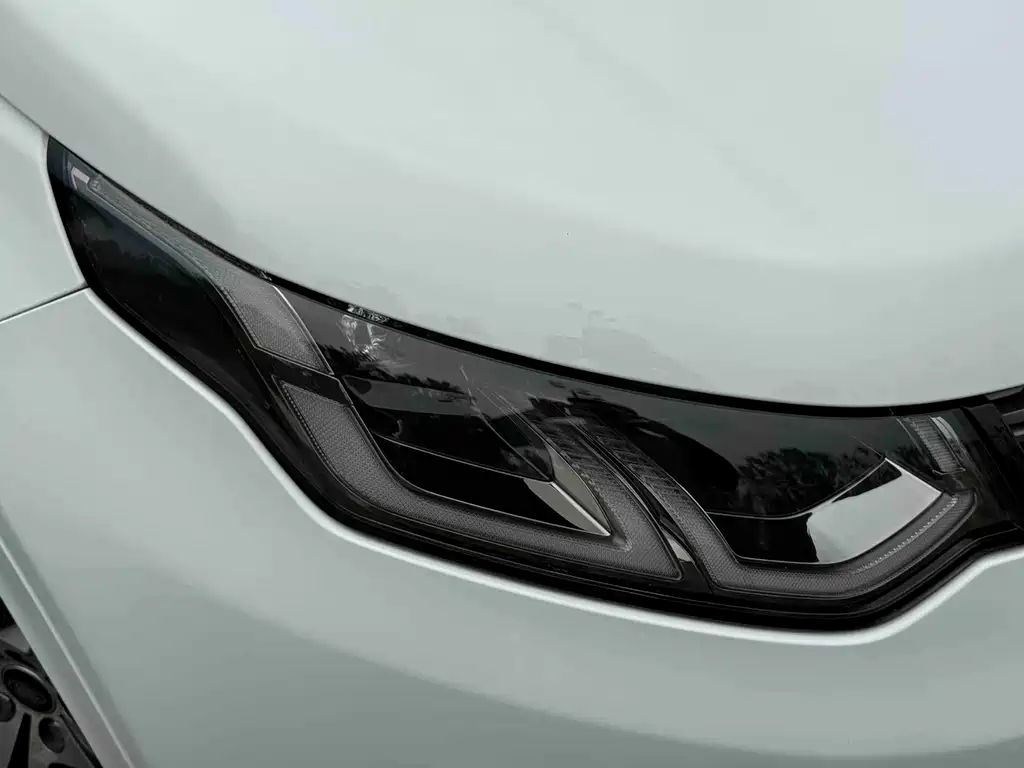 Land Rover Discovery Sport — миниатюра 14