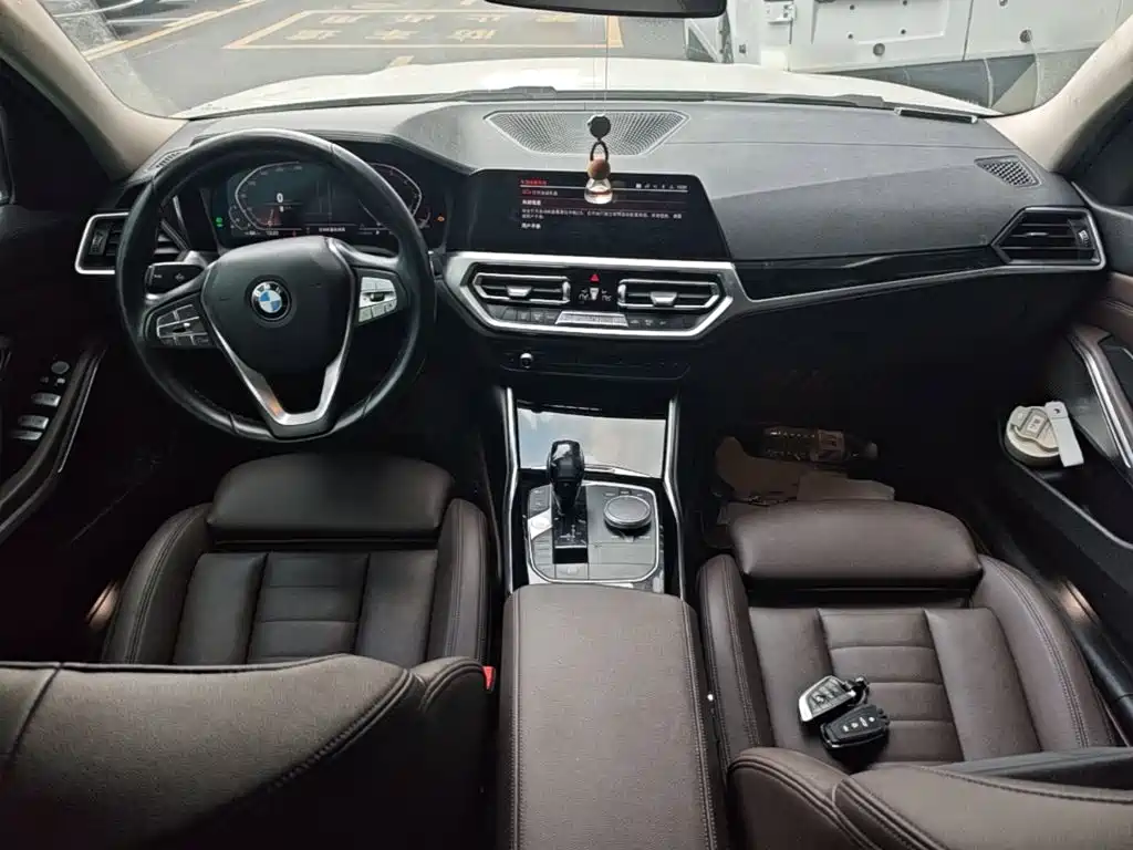 BMW 3 Series — миниатюра 10