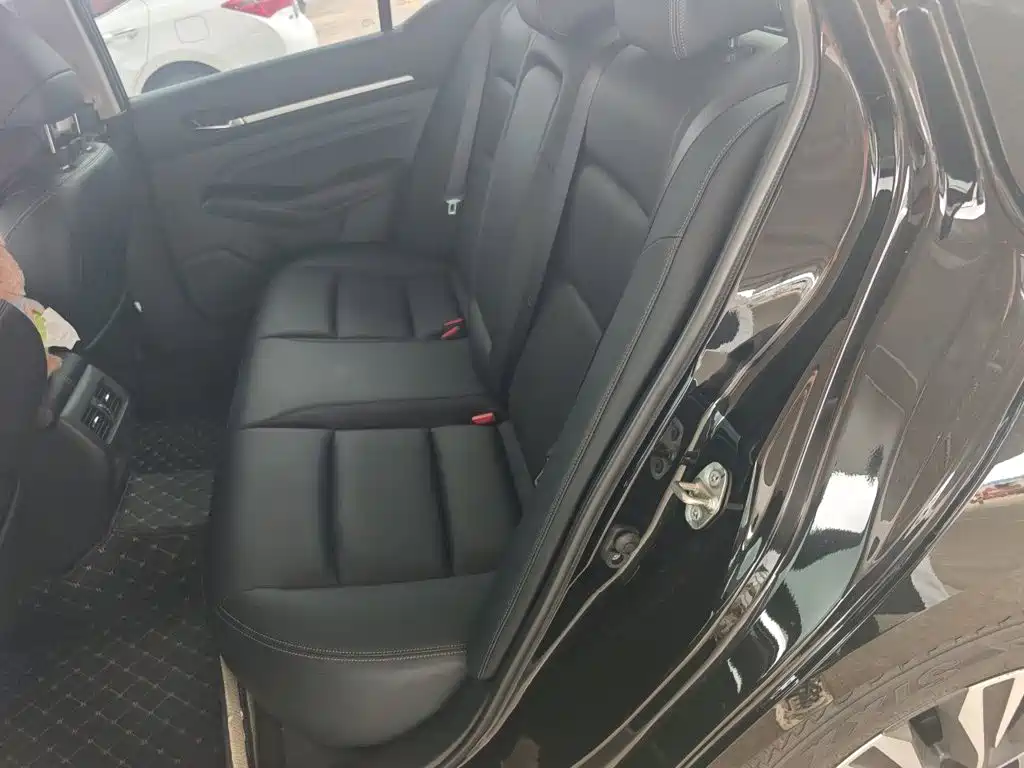 Nissan Teana — миниатюра 15