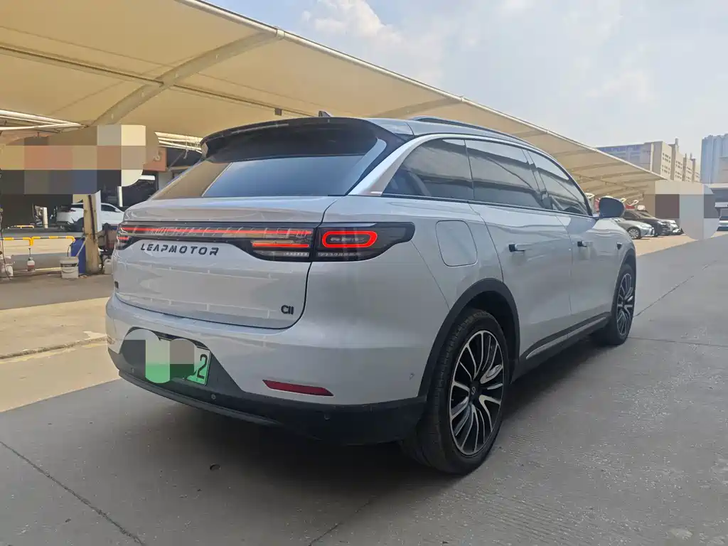 Leapmotor Leapmotor C11 — миниатюра 7