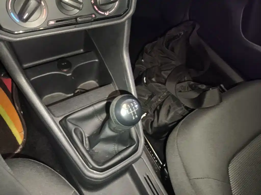 Volkswagen Jetta — миниатюра 14