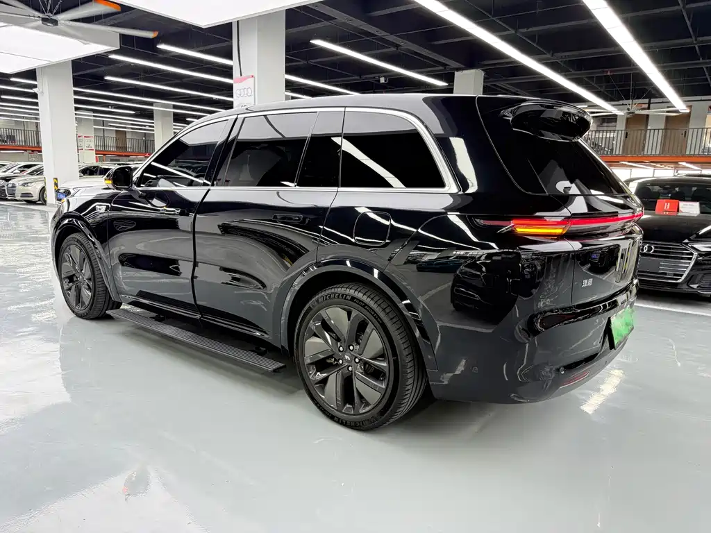 Li Auto Li L8 — миниатюра 18