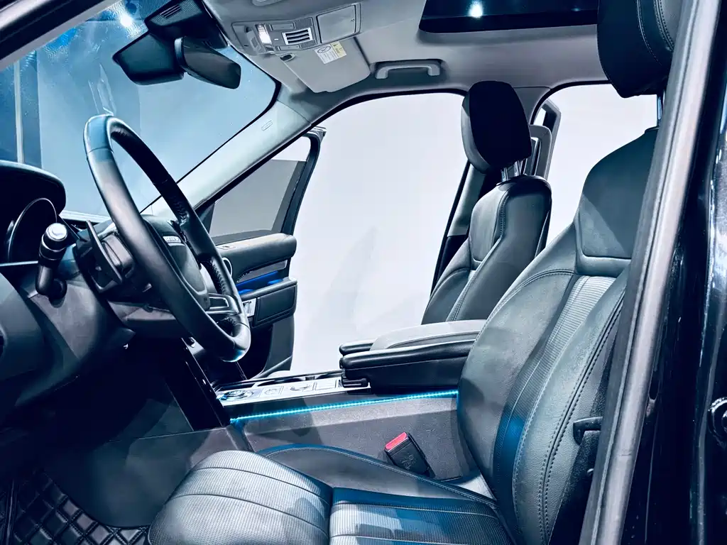 Land Rover Discovery 2019 3.0 SC V6 SE