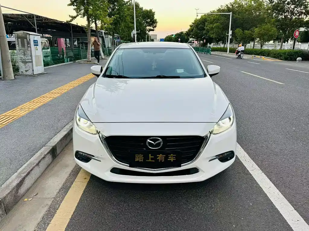 Mazda 3 Axela — миниатюра 2