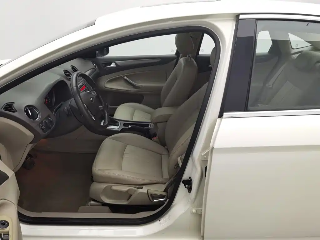 Ford Mondeo Zhisheng — миниатюра 10