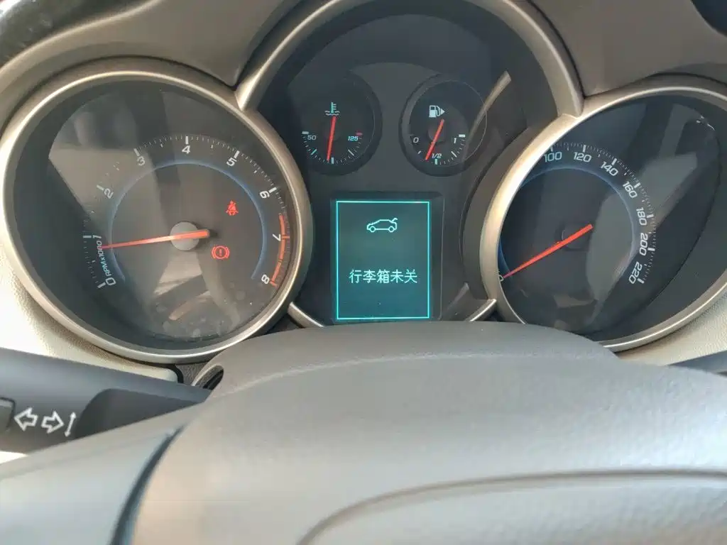 Chevrolet Cruze — миниатюра 12