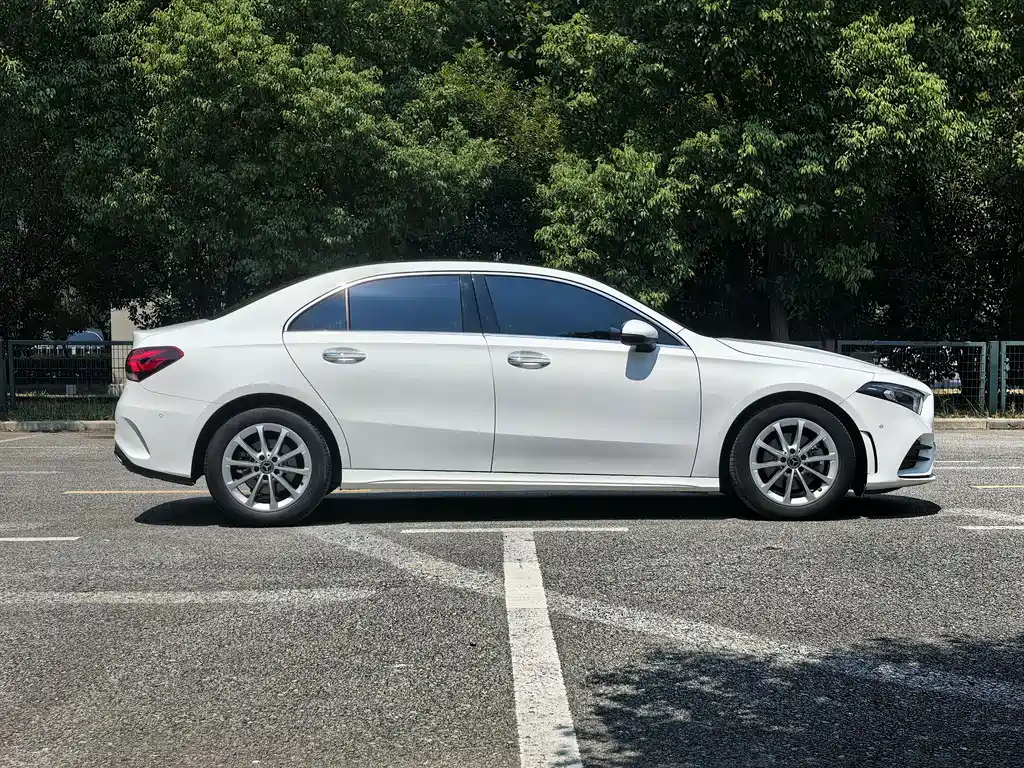 Mercedes-Benz A-Class — миниатюра 20