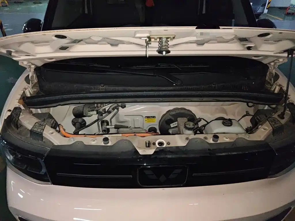 Wuling MINIEV — миниатюра 11