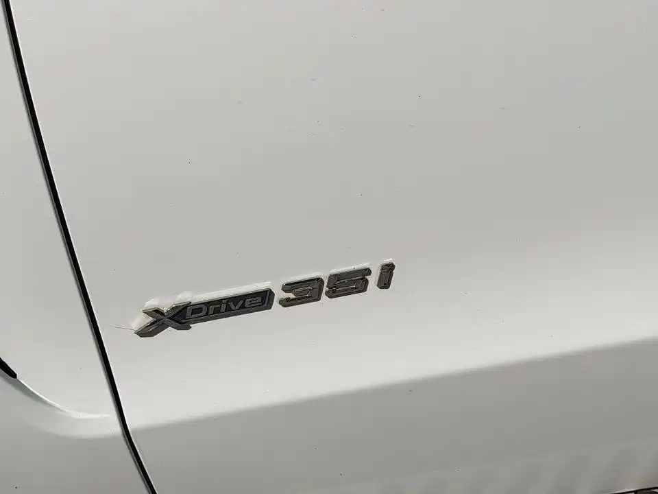 BMW X5 (Import) — миниатюра 11