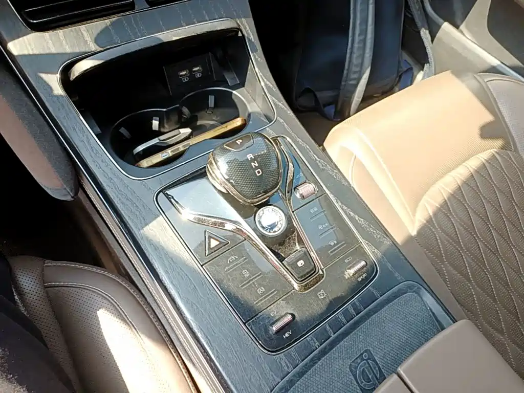 BYD Han — миниатюра 14