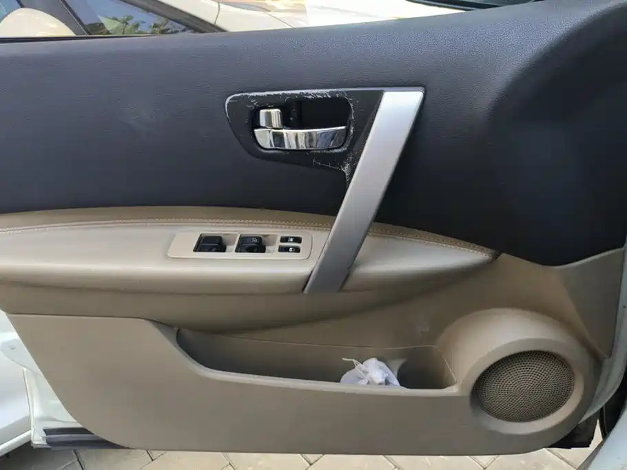 Nissan Qashqai — миниатюра 7