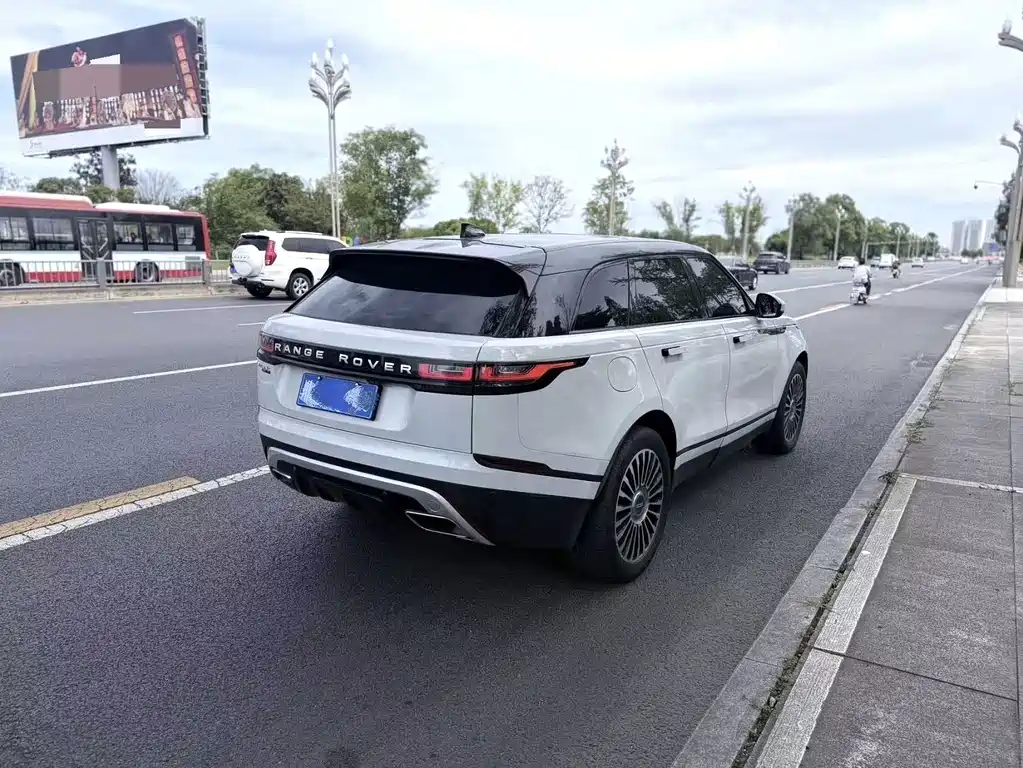 Land Rover Velar — миниатюра 5