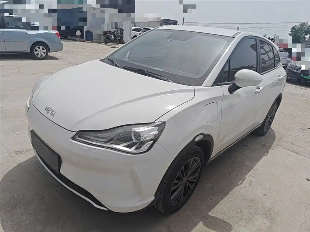 Neta Neta V 2022