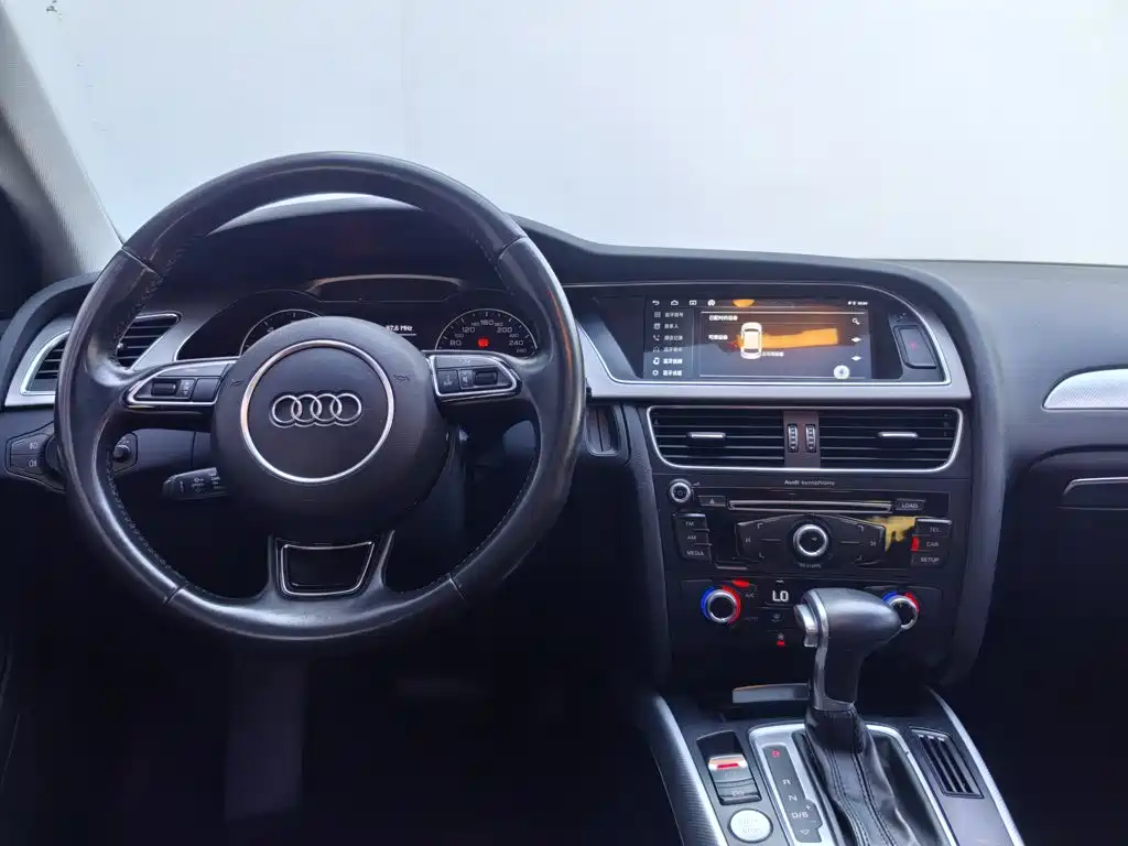 Audi A4L — миниатюра 5