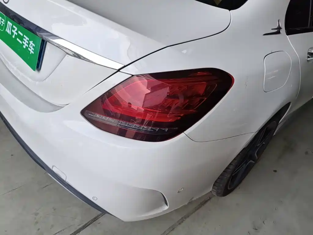 Mercedes-Benz C-Class — миниатюра 8
