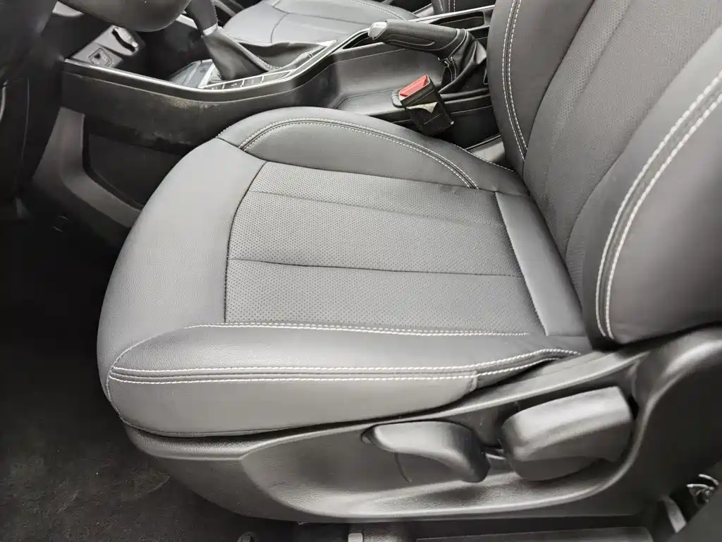 Geely Vision X3 — миниатюра 20