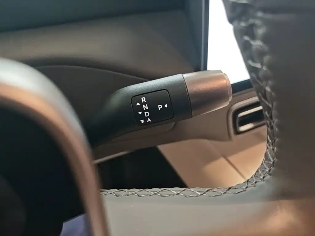 Li Auto Li MEGA — миниатюра 14