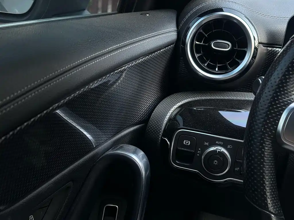 Mercedes-Benz A-Class — миниатюра 16