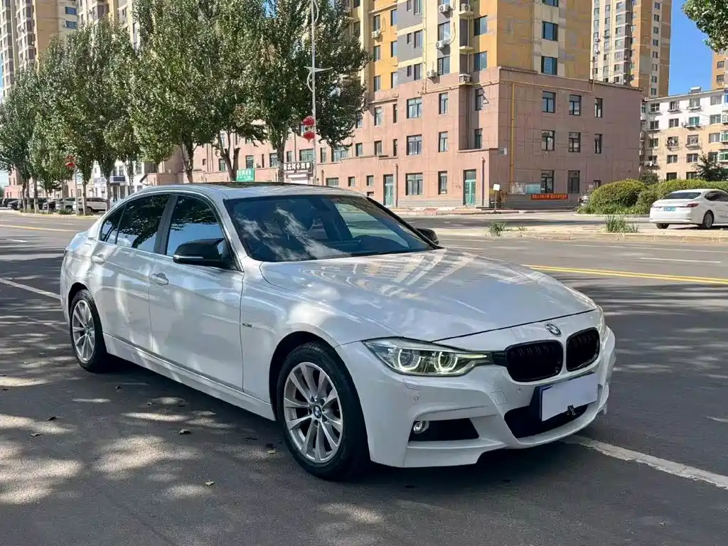 BMW 3 Series — миниатюра 4
