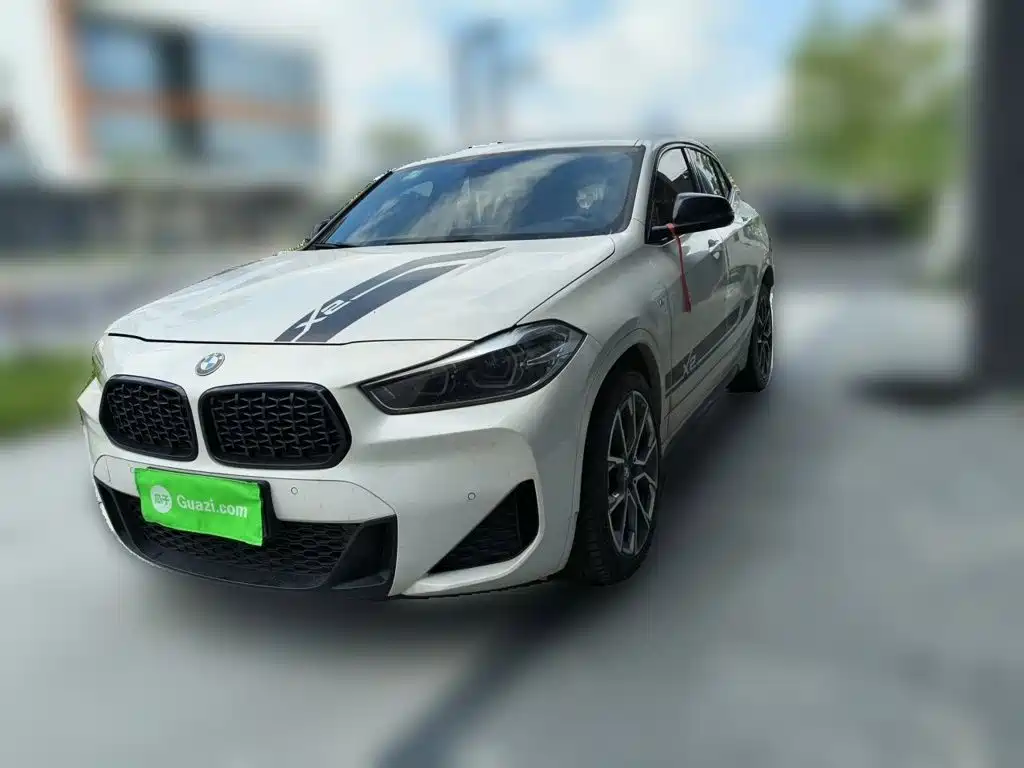 BMW X2