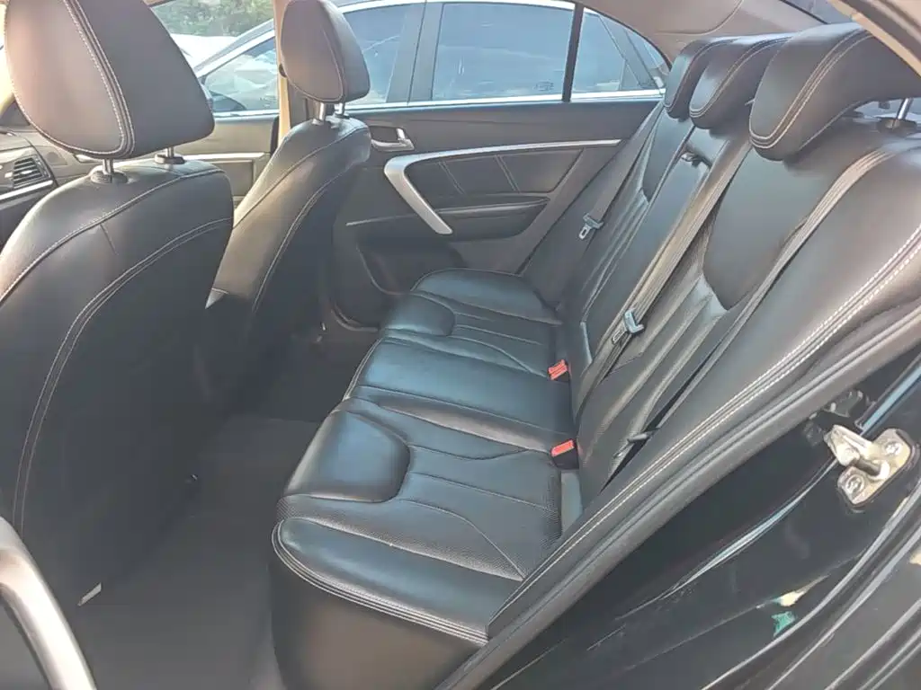 Geely Emgrand — миниатюра 17