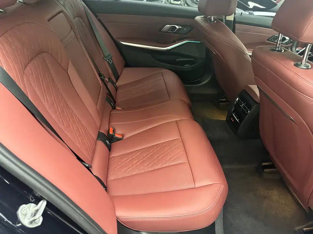 BMW 3 Series — миниатюра 9