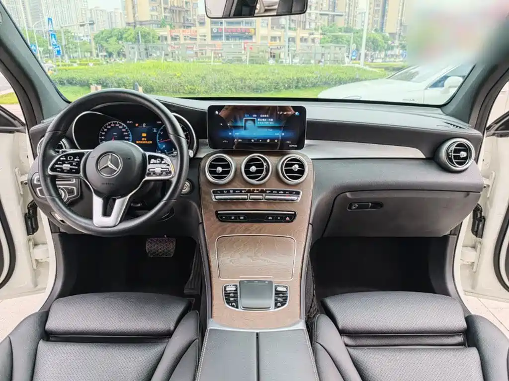 Mercedes-Benz GLC — миниатюра 16