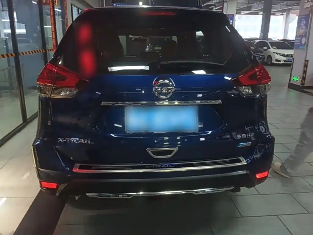 Nissan X-Trail — миниатюра 6