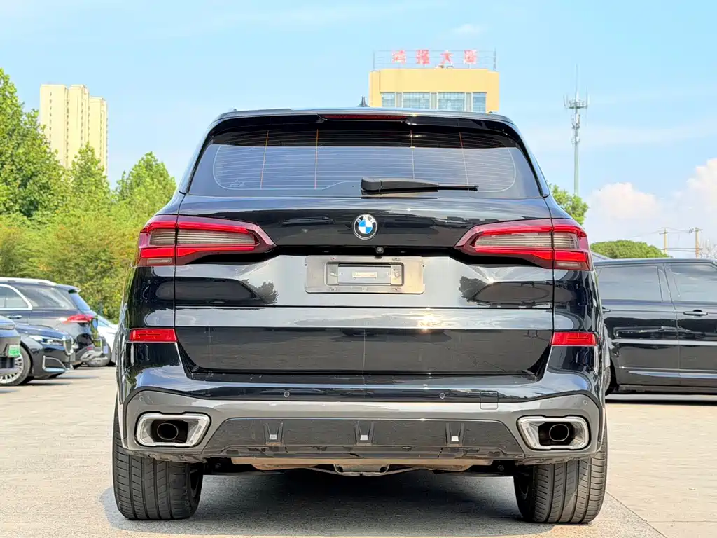 BMW X5 (Import) — миниатюра 8