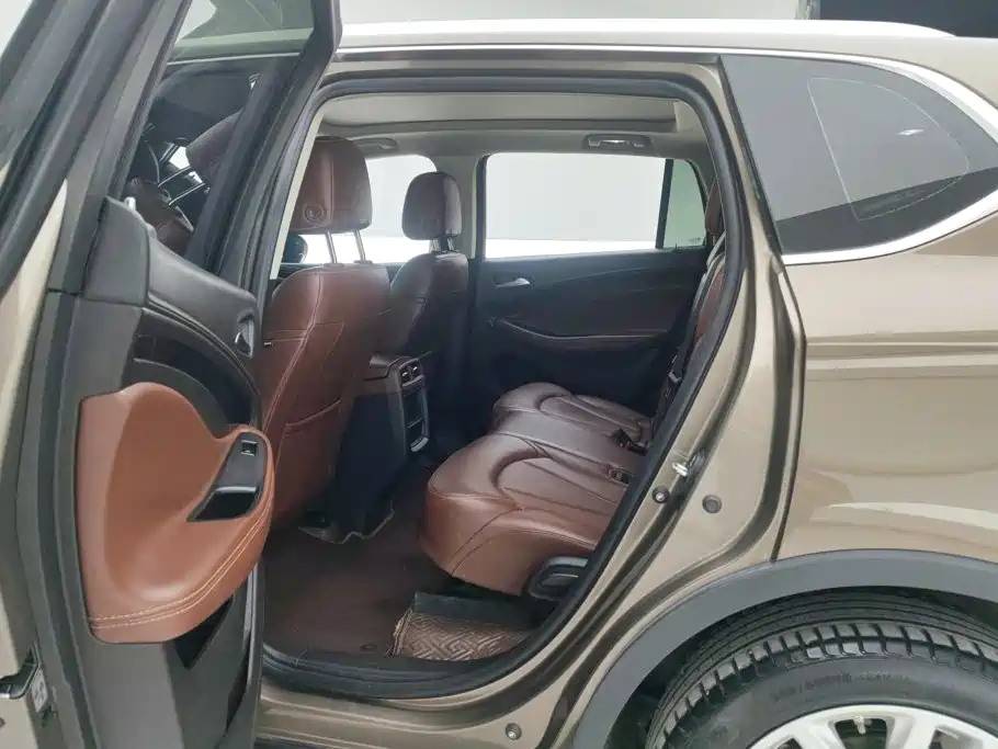 Buick Envision Plus — миниатюра 11