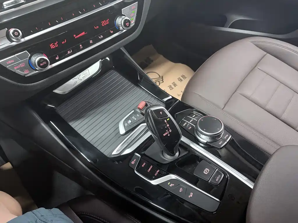 BMW X3 — миниатюра 10